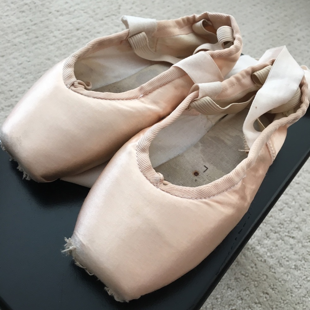 Grishko Pointe Shoes, Size 2